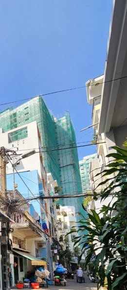 LÔ GÓC 2 MẶT HẺM XE TẢI – NGANG 9M – DÒNG TIỀN 30TR/TH – THÀNH THÁI, Q10